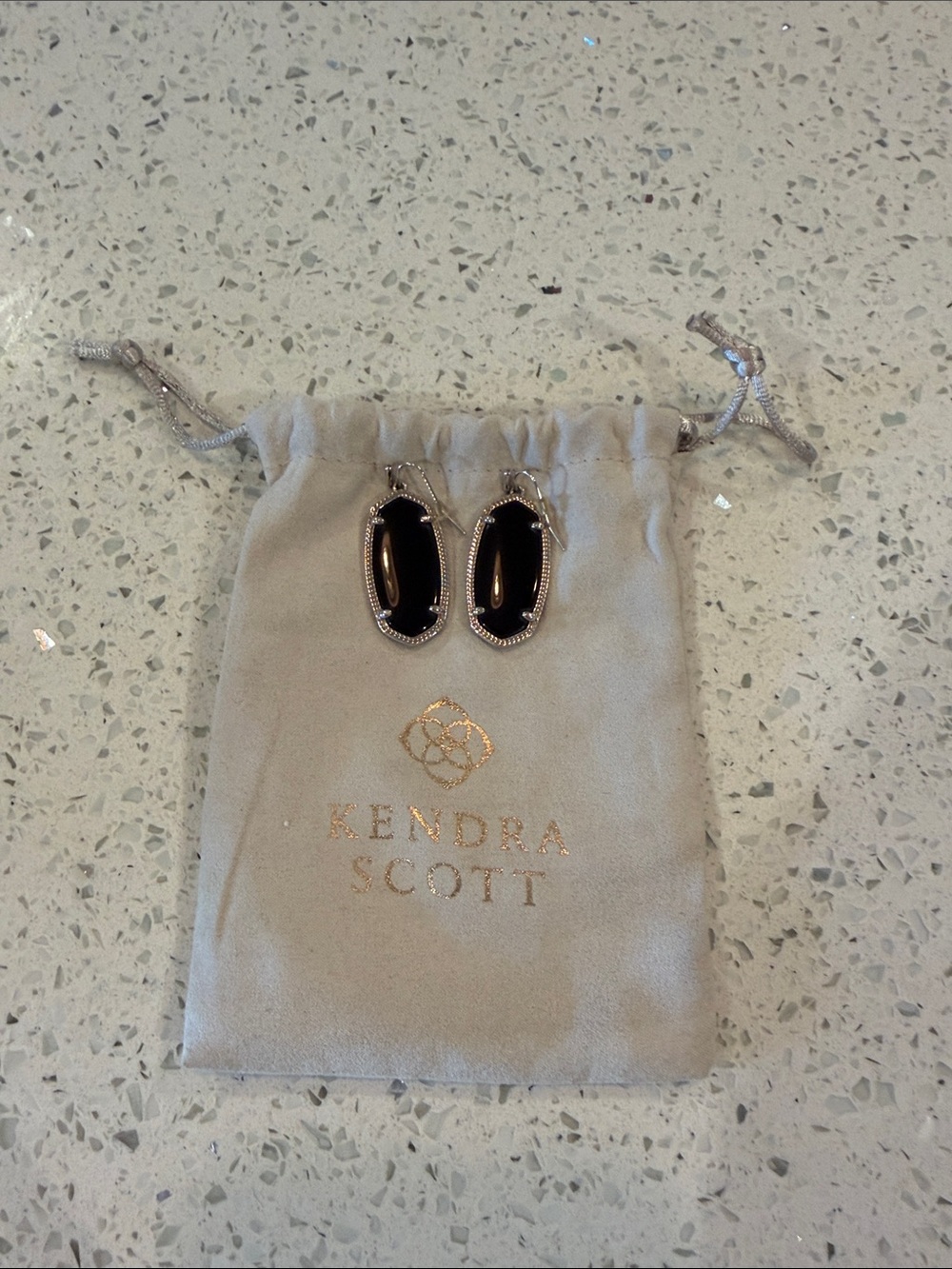 Kendra Scott Elle Silver Drop Earrings in Black Opaque Glass